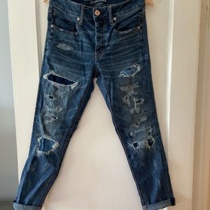 AE Distressed Tomgirl Jeans